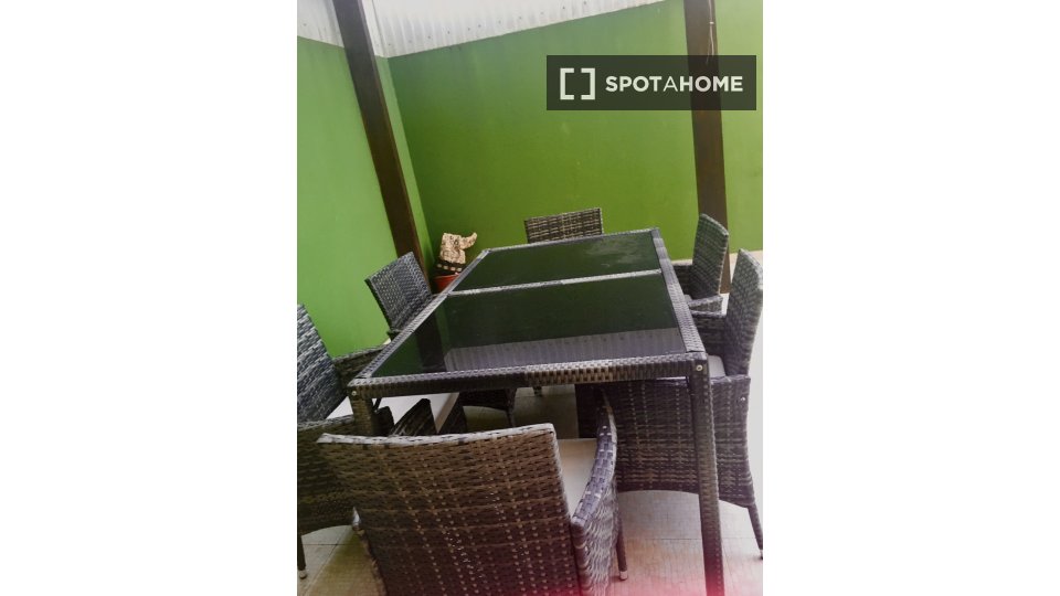 Apartment Lisbon, 3 beds, 160m² — photo 2