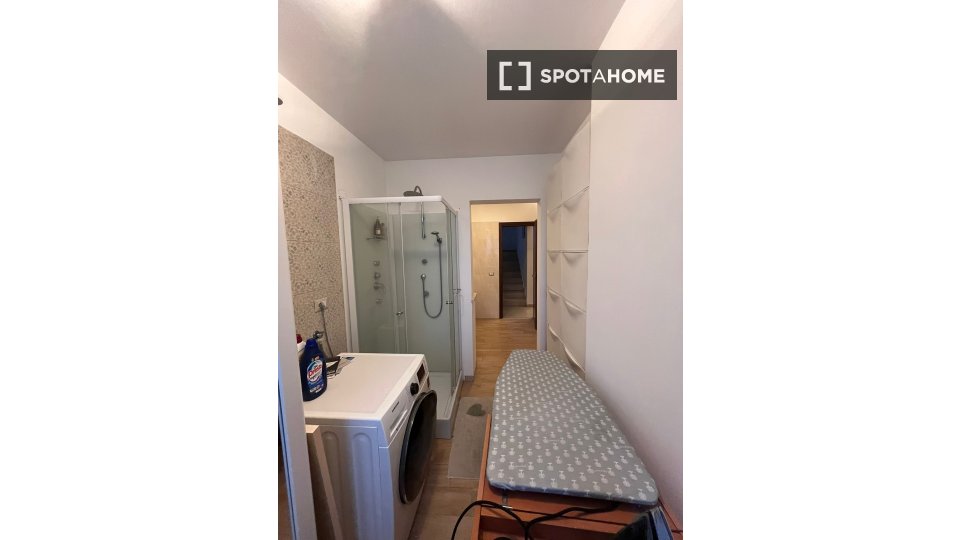 Double room Rome, 3 beds, 120m² — photo 7
