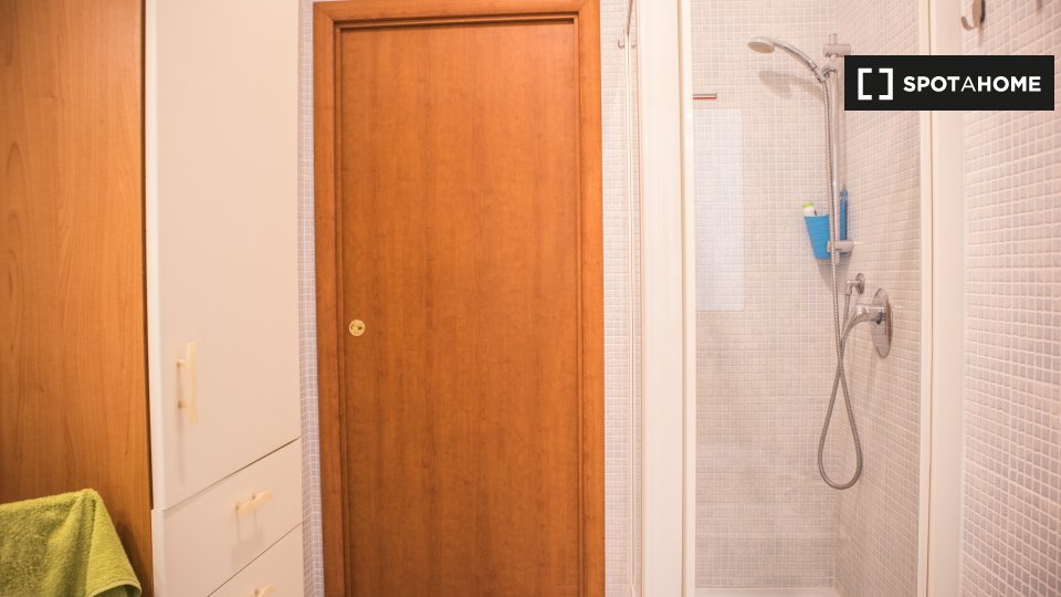 Double room Rome, 2 beds, 80m² — photo 17