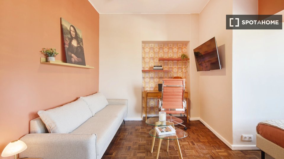 Double room Lisbon, 9 beds — photo 11
