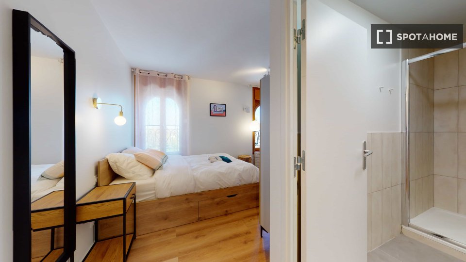 Double room Paris, 19 beds — photo 1