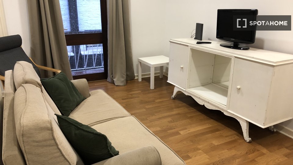 Apartment Coimbra, 4 beds, 129m² — photo 24