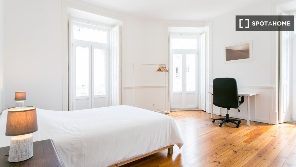 Double room Lisbon, 8 beds — photo 10