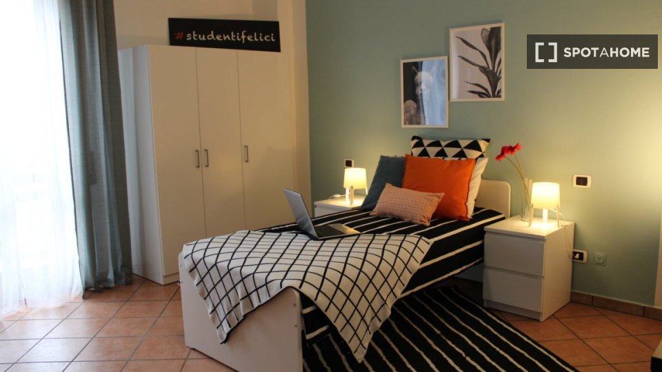 Double room Brescia, 6 beds — photo 10