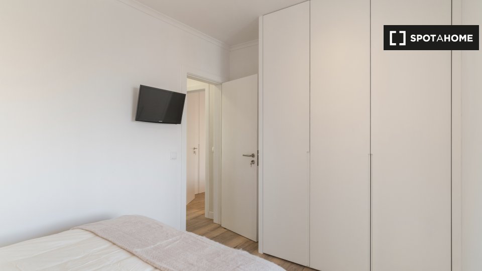 Double room Lisbon, 6 beds, 140m² — photo 7