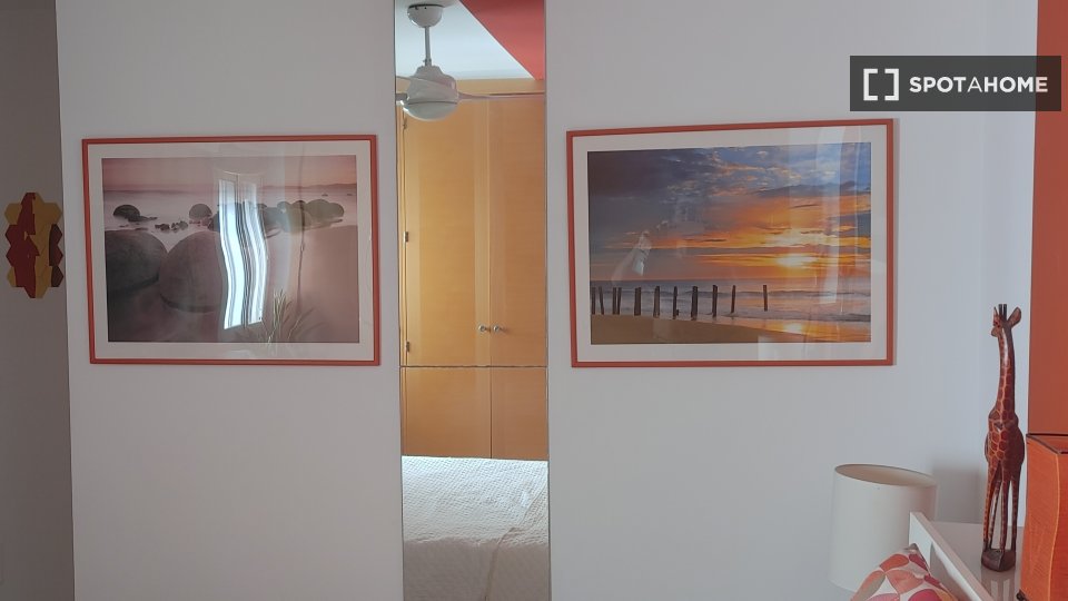 Double room Santa_Cruz_De_Tenerife, 2 beds, 85m² — photo 2