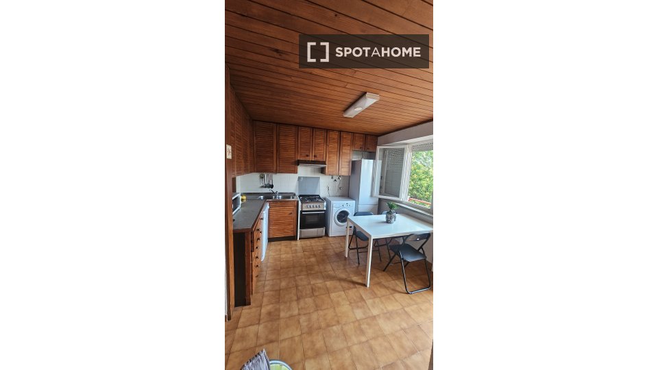 Apartment mono Lisbon, 95m² — photo 4