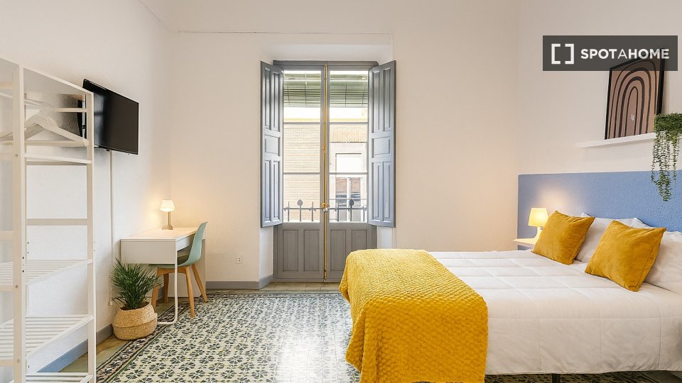 Double room Granada, 6 beds, 160m² — photo 24