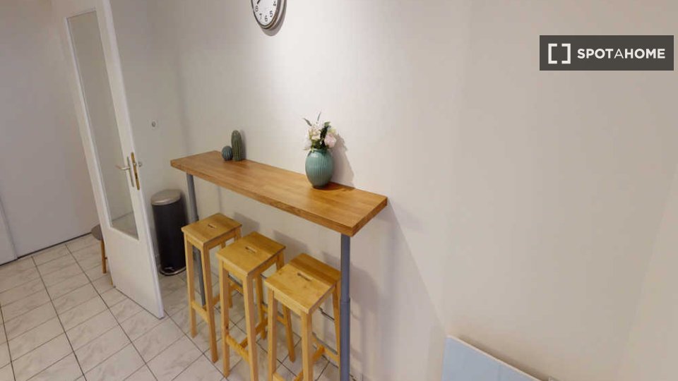 Double room Lyon, 3 beds, 70m² — photo 7
