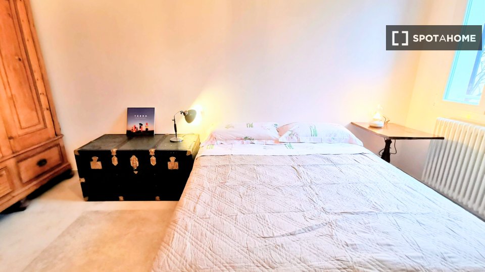 Double room Bologna, 3 beds, 94m² — photo 36