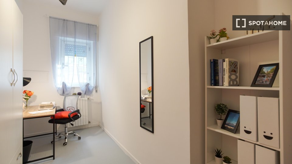 Double room Naples, 5 beds — photo 13