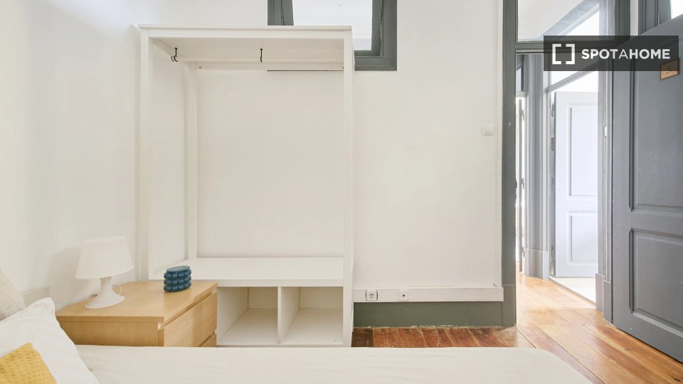 Double room Lisbon, 6 beds — photo 3