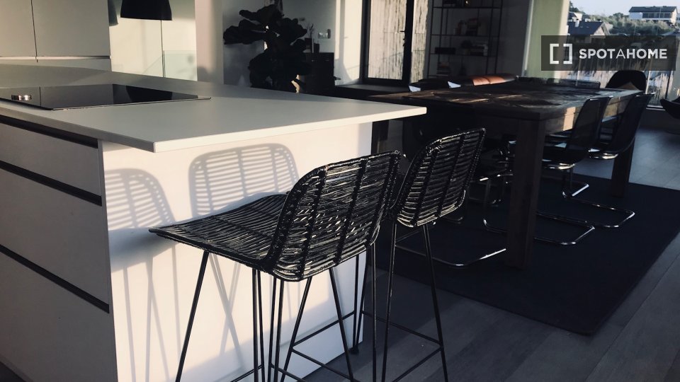 Apartment Bilbao, 3 beds, 140m² — photo 2