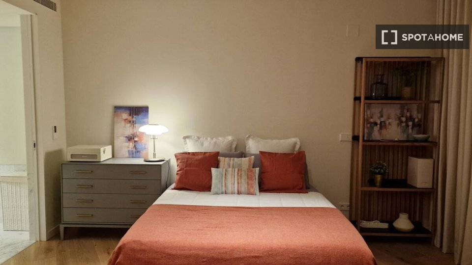 Apartment Lisbon, 1 bed — photo 32