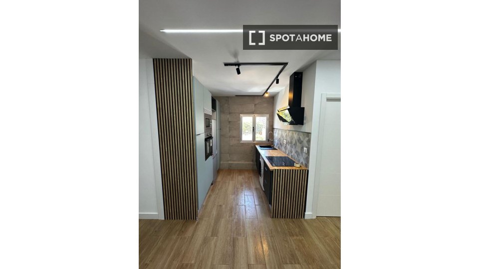 Appartamento Valencia, 4 camere, 87m² — foto 2
