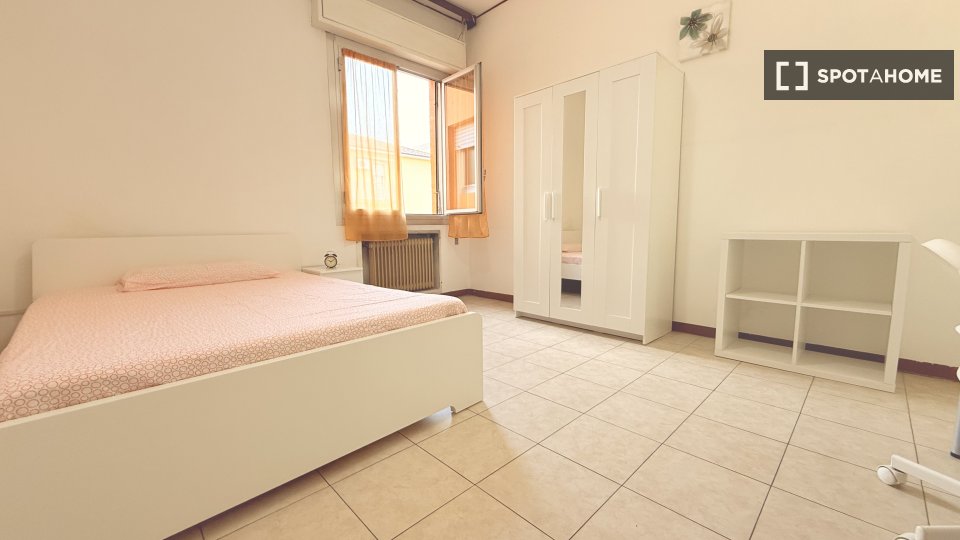Double room Bologna, 4 beds, 100m² — photo 45