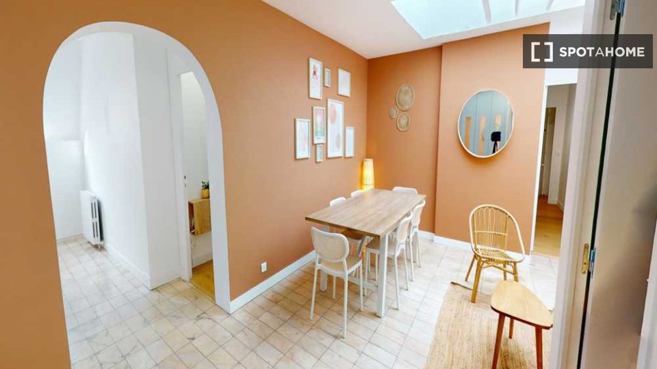 Double room Paris, 6 beds, 150m² — photo 6
