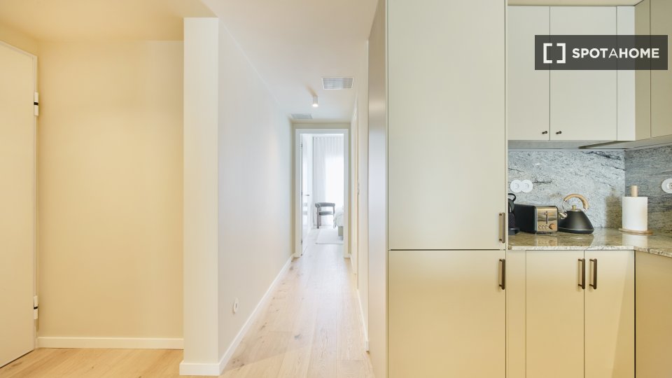 Apartment Lisbon, 1 bed — photo 5