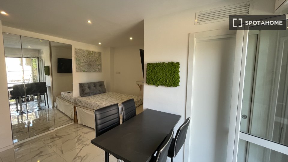 Apartment mono Milan, 35m² — photo 9