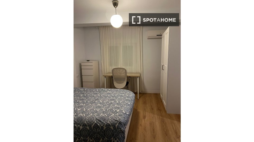 Double room Almeria, 2 beds — photo 6