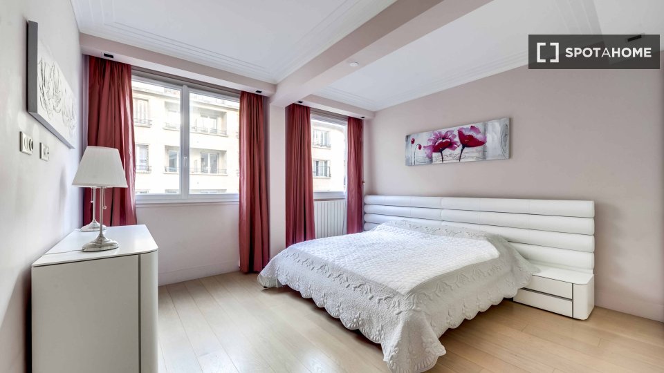 Apartment Paris, 2 beds, 120m² — photo 5