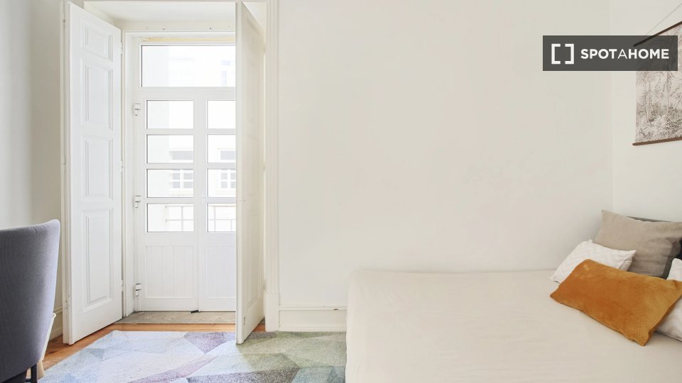 Double room Lisbon, 7 beds — photo 2