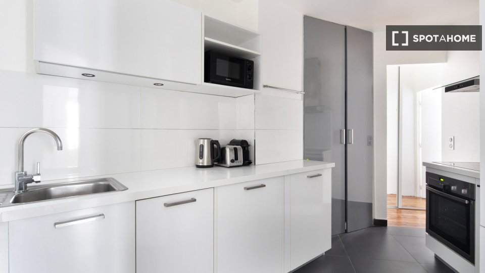 Apartment Paris, 2 beds, 61m² — photo 12