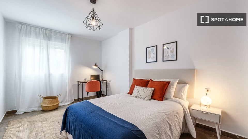 Double room Malaga, 10 beds, 258m² — photo 5