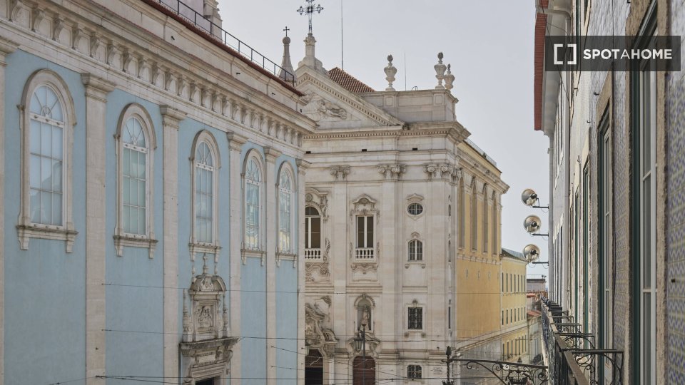 Apartment Lisbon, 3 beds — photo 19
