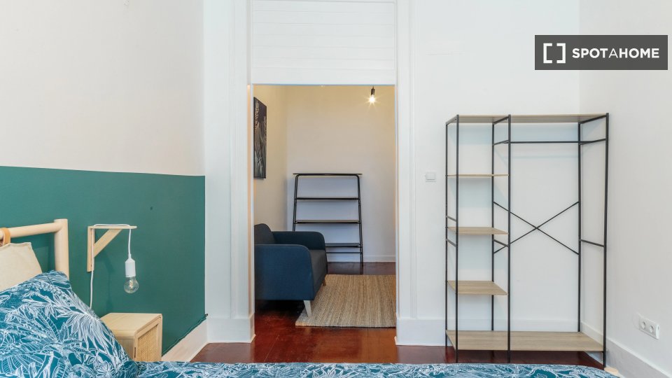 Double room Lisbon, 10 beds — photo 13