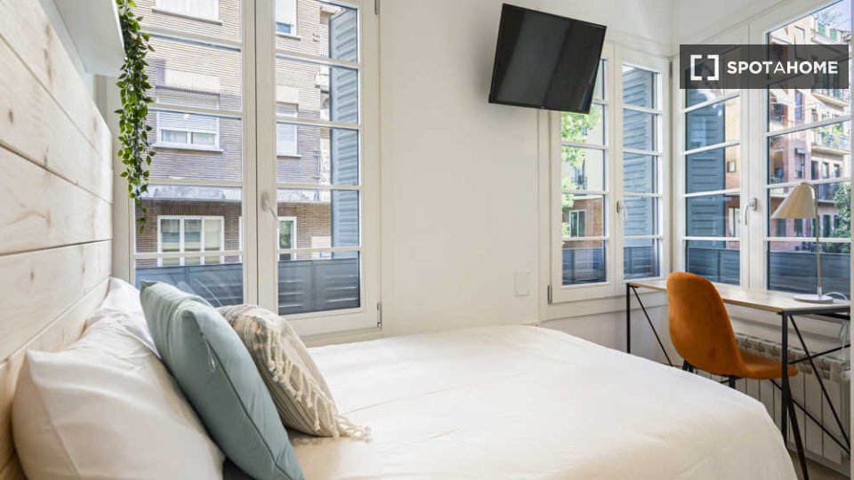 Double room Madrid, 4 beds — photo 67