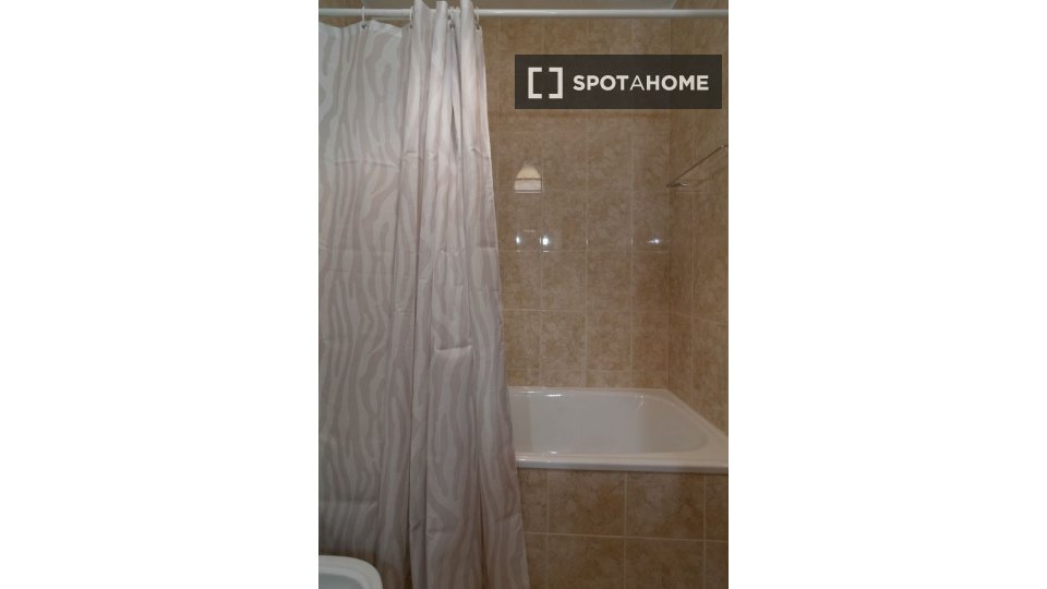 Double room Porto, 5 beds, 110m² — photo 19