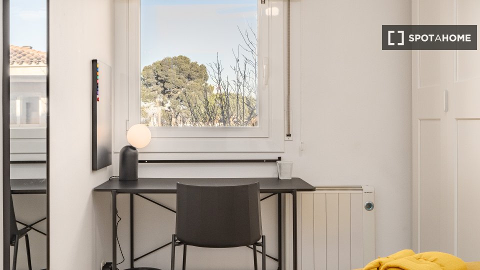 Double room Barcelona, 4 beds, 120m² — photo 16