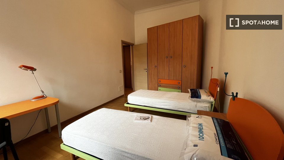 Double room Rome, 2 beds, 75m² — photo 16