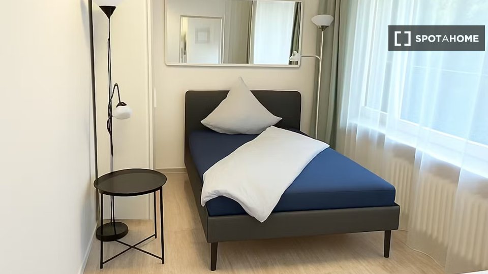 Apartment Munich, 6 beds — photo 16