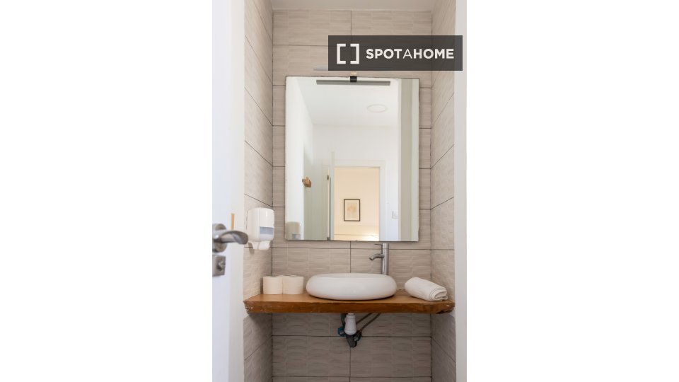 Apartment Valencia, 3 beds, 70m² — photo 13