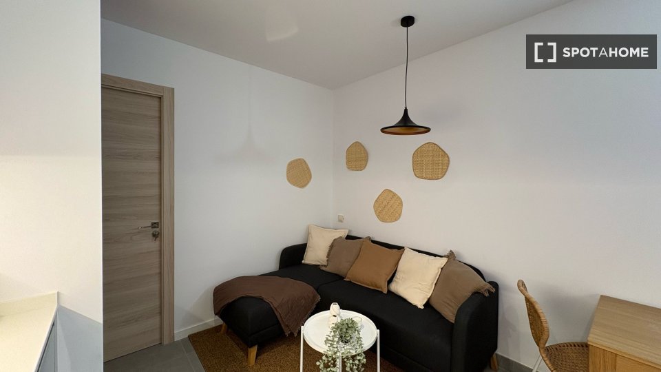 Double room Barcelona, 4 beds, 90m² — photo 13