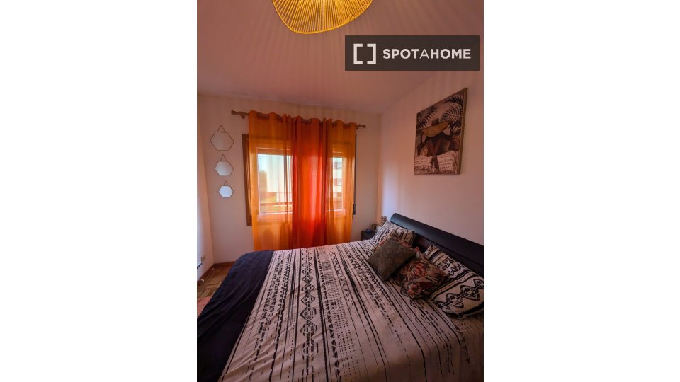 Double room Porto, 3 beds, 90m² — photo 11