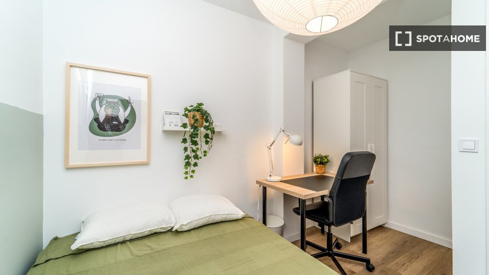 Se alquila habitación en piso compartido en Batallas, Valladolid.