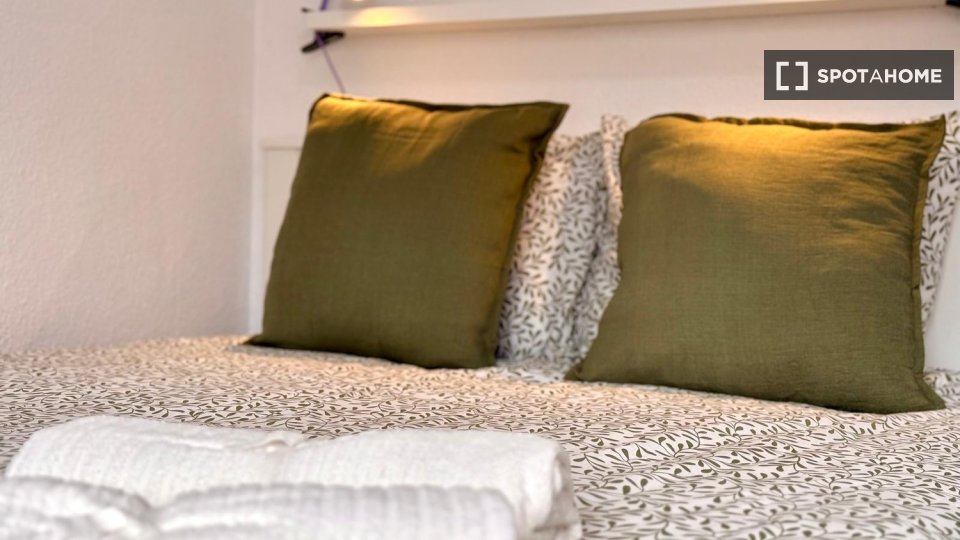 Double room Madrid, 4 beds — photo 10