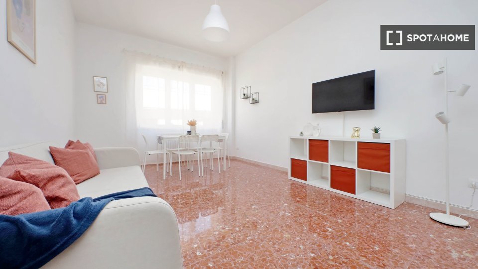 Apartment Rome, 2 beds — photo 12