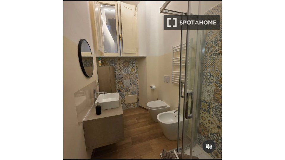 Double room Rome, 4 beds, 102m² — photo 8