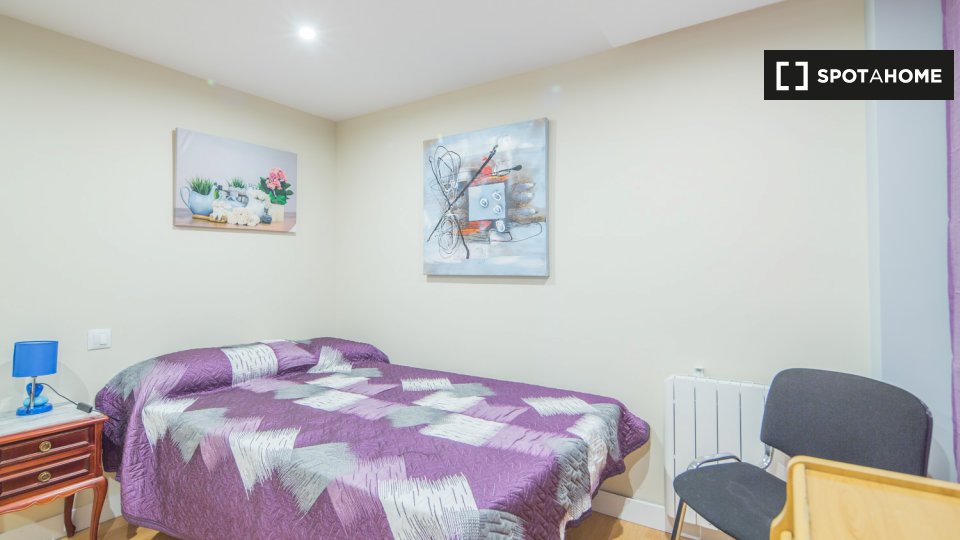 Double room Madrid, 8 beds — photo 20