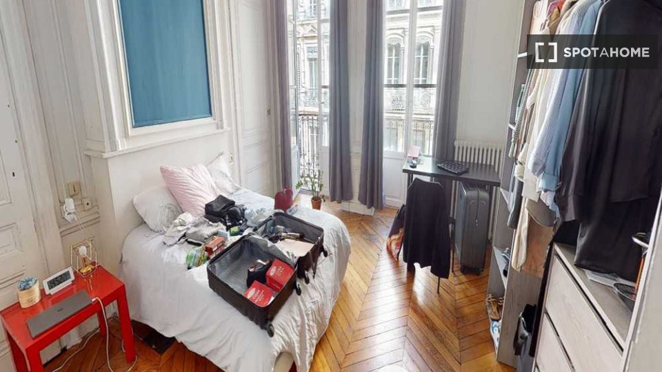 Camera doppia Lione, 4 camere, 110m² — foto 9