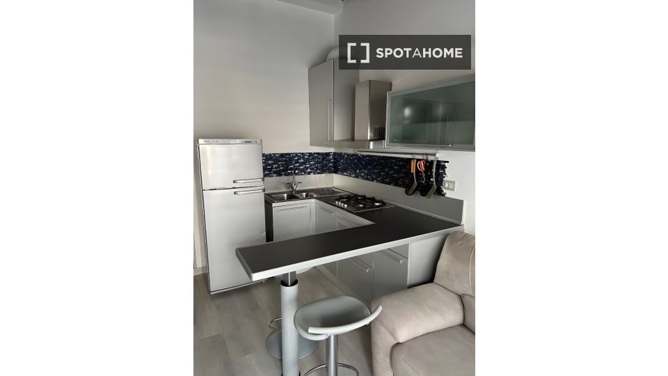 Apartment Milan, 1 bed, 55m² — photo 13
