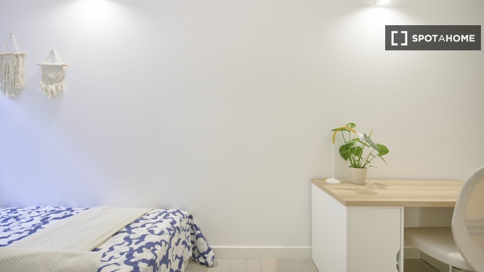 Double room Lisbon, 9 beds — photo 10