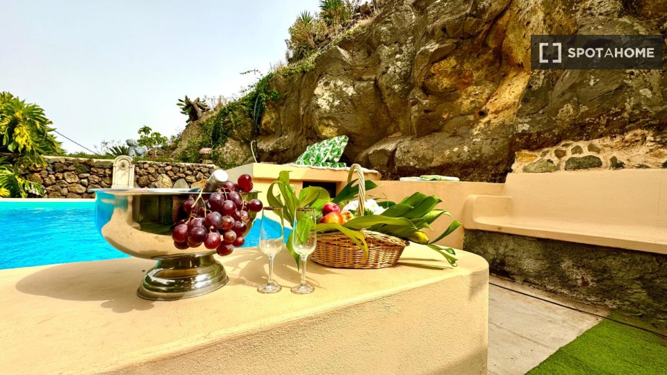 Apartment Santa_Cruz_De_Tenerife, 2 beds, 100m² — photo 15
