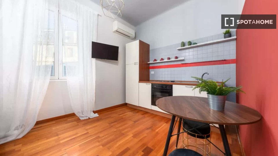 Apartment mono Milan, 35m² — photo 2