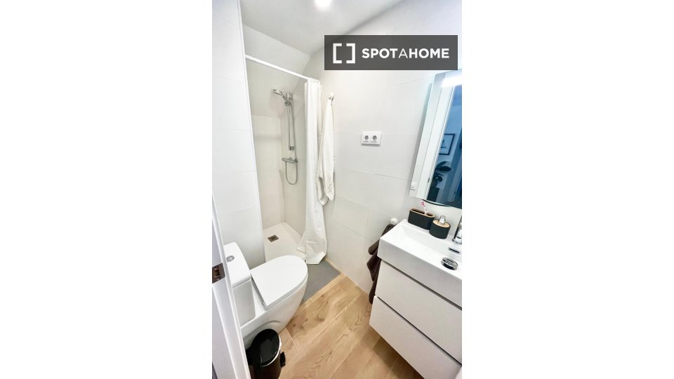 Apartment Barcelona, 3 beds, 105m² — photo 13