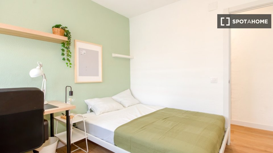 Se alquila habitación en piso compartido, Alcalá de Henares.